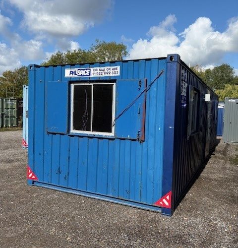 32ft x 10ft AV Split Office – HF 3853 – £2590 + VAT